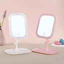 Miroir_LED_de_maquillage_sur_pied_SC0OuD9